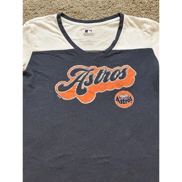 Women's MLB Houston Astros Quarter Sleeve Shirt - Medium - Picture 2 of 3